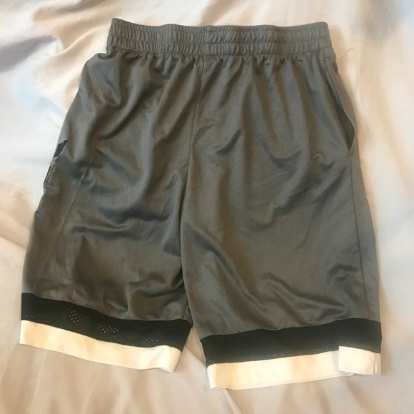 Pro Player Gray Black Athletic Shorts - Picture 3 of 3